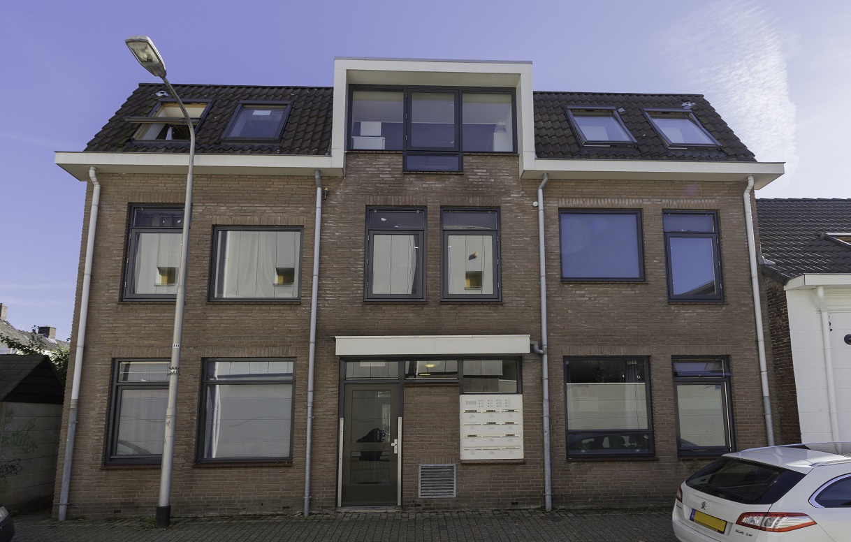 Kamer te huur: Van Doorenstraat 38-12, Oude Dijk Tilburg